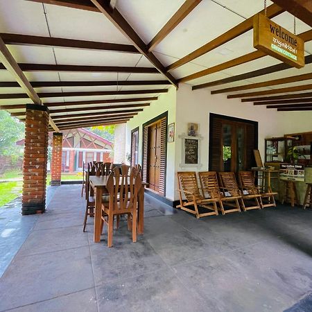 Green Cottage Anuradhapura Ngoại thất bức ảnh