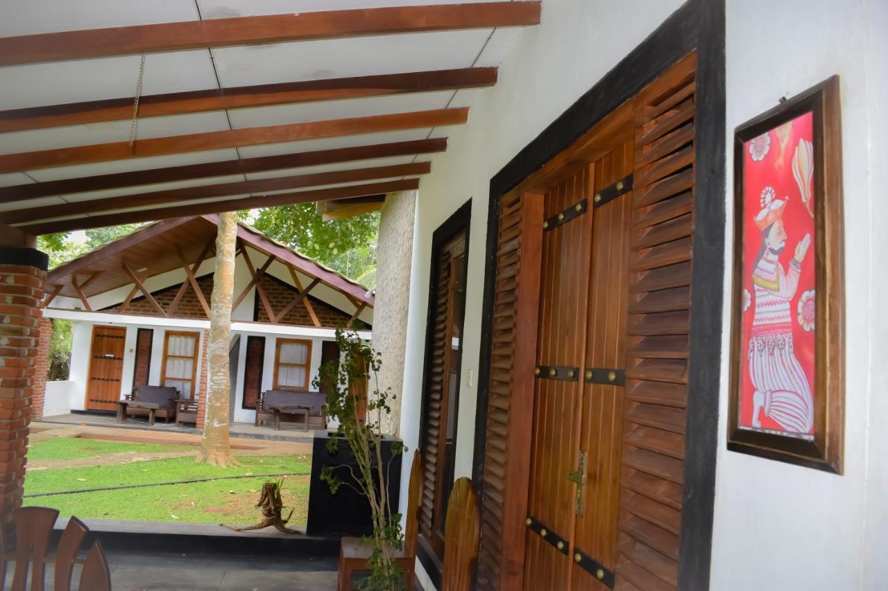 Green Cottage Anuradhapura Ngoại thất bức ảnh