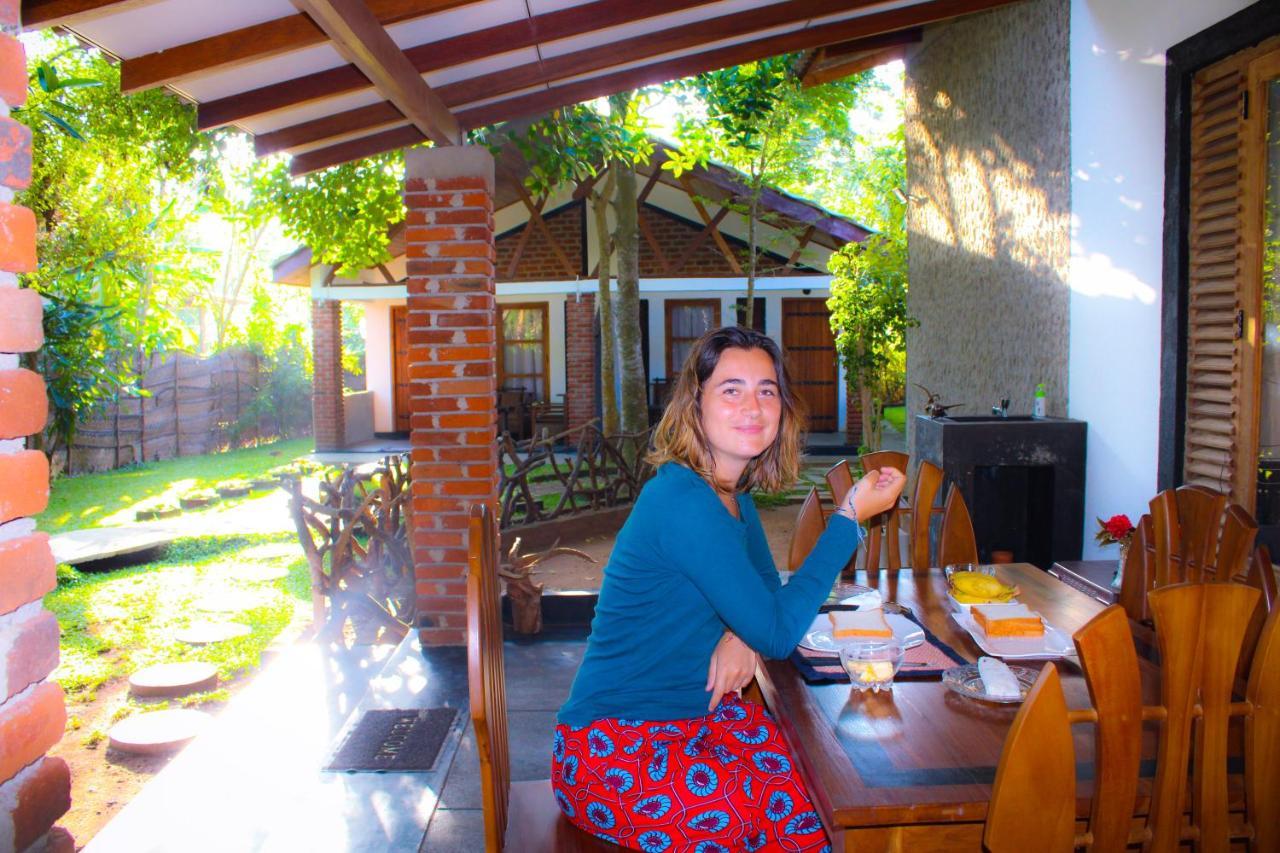 Green Cottage Anuradhapura Ngoại thất bức ảnh