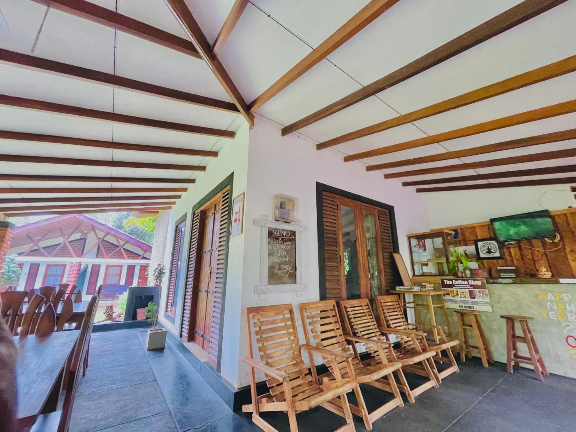 Green Cottage Anuradhapura Ngoại thất bức ảnh